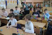 RdrUZD_9tS4