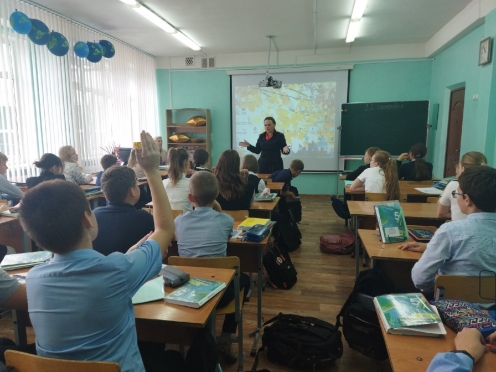 Профилактическая беседа с инспектором ПДН